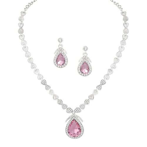 International Stylish Necklace Set